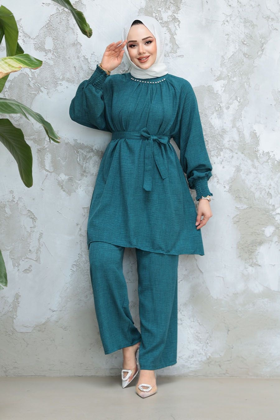 Pearl Neck Pleated Coord Set – Teal